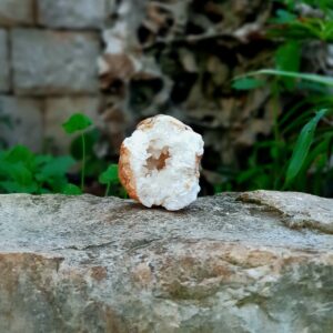 Natural quartz geode